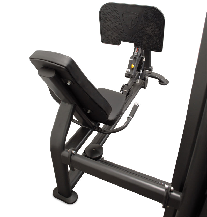 PL7344 4 Station (seated leg press)