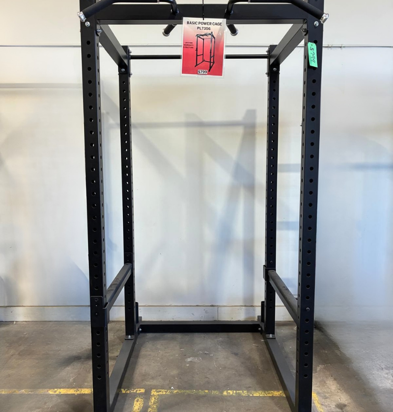 Basic Power Cage ONTARIO FLOOR MODEL