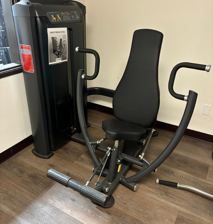 Chest Press ONTARIO FLOOR MODEL