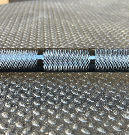 dual knurl markings