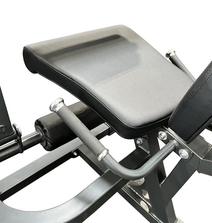 wide seat + handles on the PL7014 leg extension leg curl