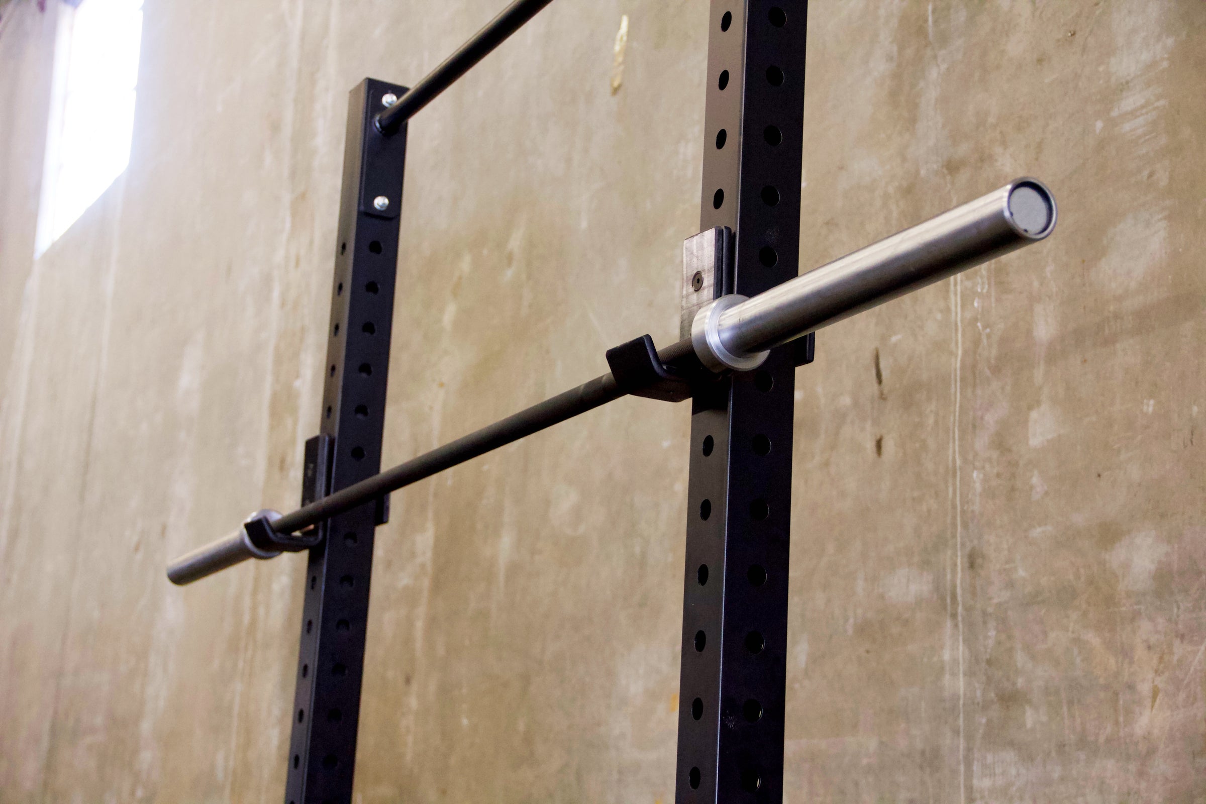 Olympic Bar for Powerlifting Essentials Olympic Bar for Powerlifting Essentials